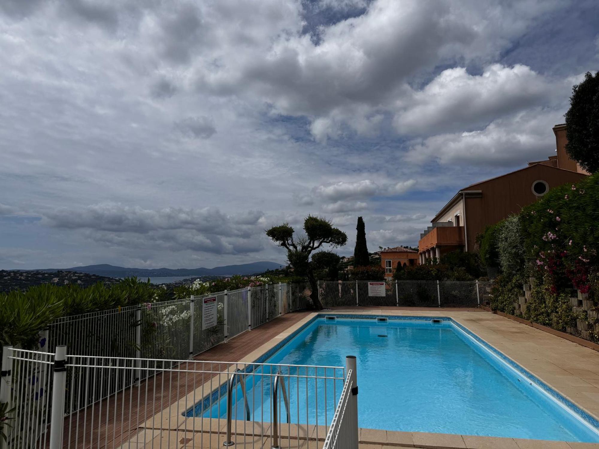 Apartmán Les Cigales, Superbe Vue - Golfe De Sainte-Maxime Exteriér fotografie